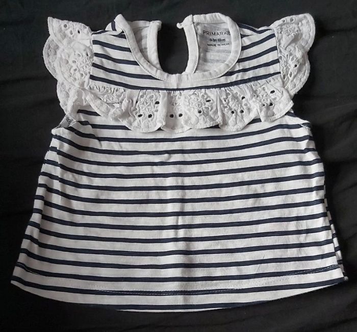 Débardeur taille 0/3mois 62cm primark