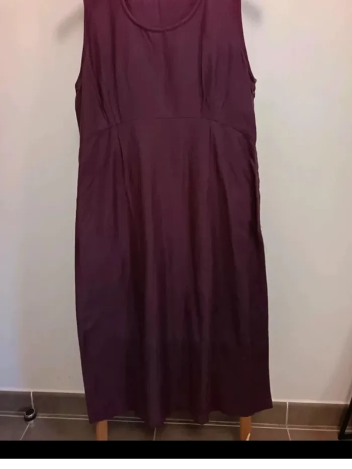 Robe longue aubergine