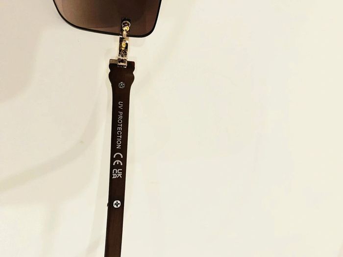 Lunette de soleil mixte percée verres marron bras effet bois UV protection catégorie 3 - photo numéro 6