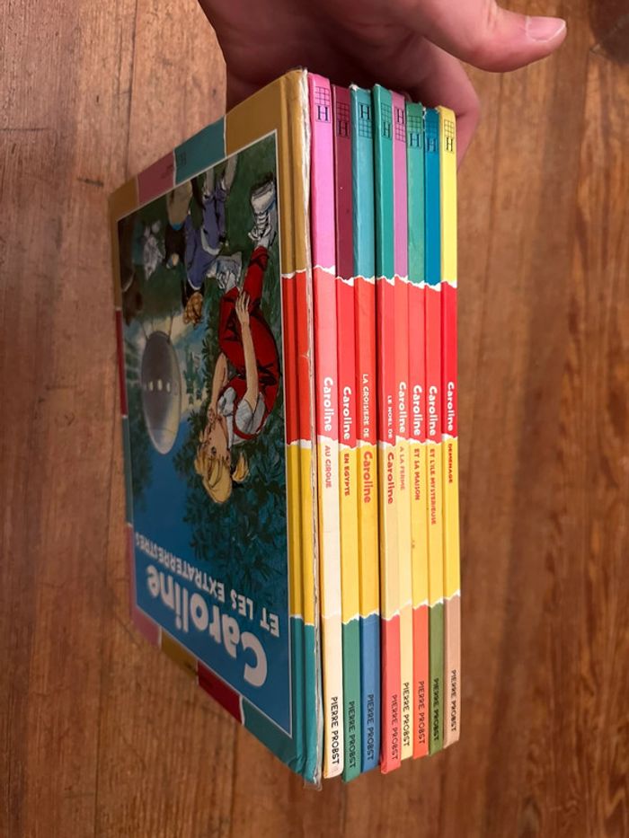 Lot de 9 livres rares état satisfaisant Caroline bd album Pierre Probst couleurs multicolore - photo numéro 2