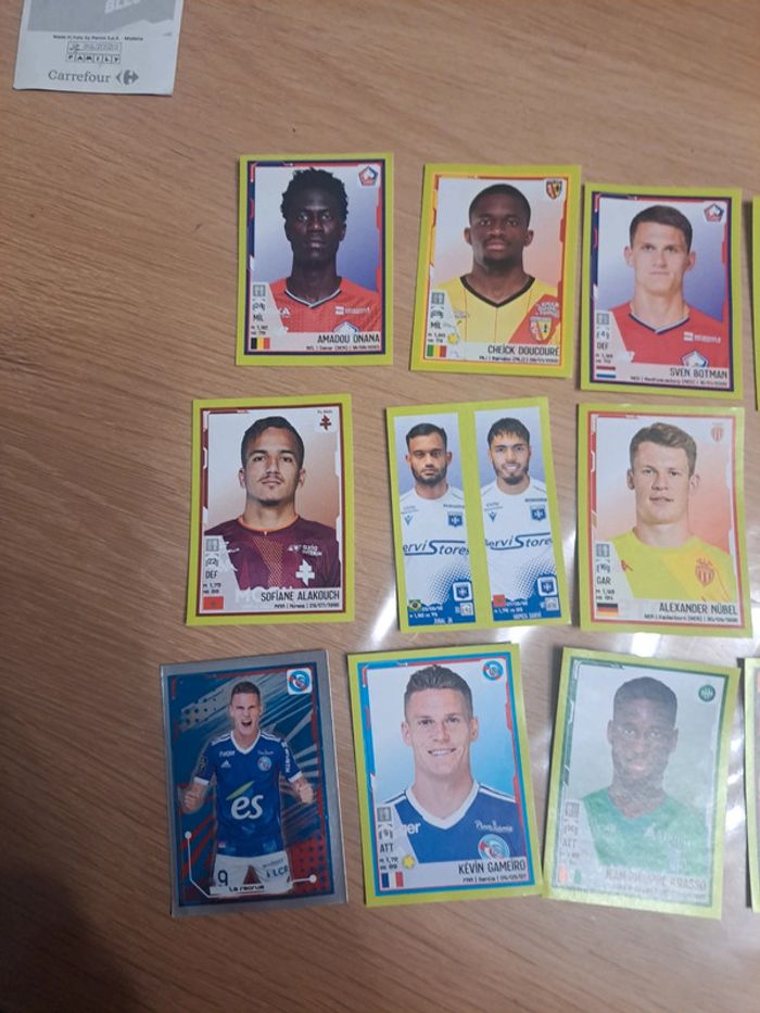 Lot de 15 cartes Panini 2023 - photo numéro 2