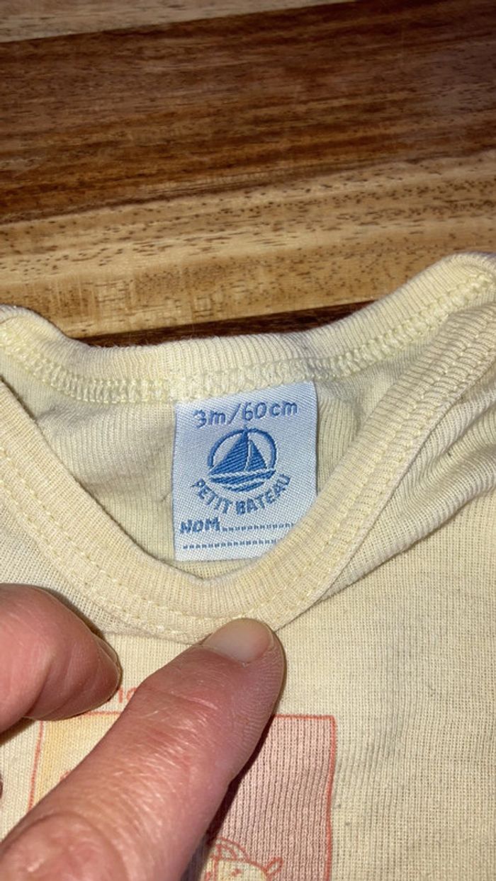 Bodies 3 mois - photo numéro 6