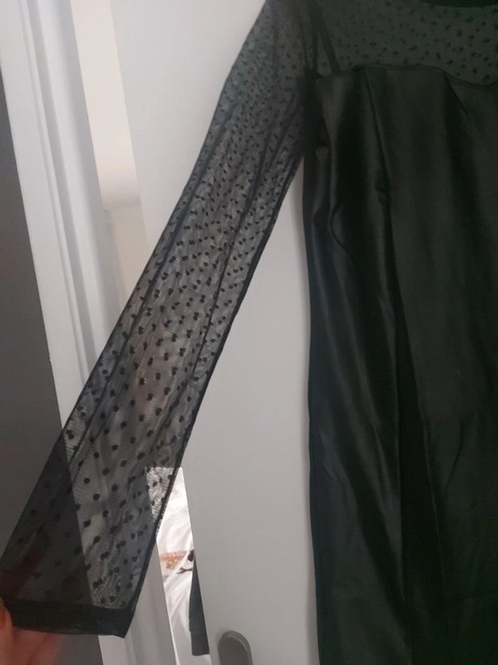 Robe femme taille 40 détail plumetis et type cuir - photo numéro 3
