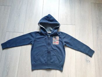 Gilet bleu. Garçon 5 ans. Marque Tape à l'oeil