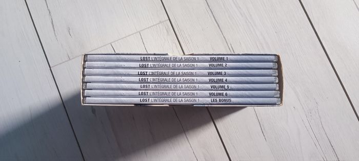 💿 Coffret DVD Lost, les disparus Saison 1 💿 - photo numéro 3