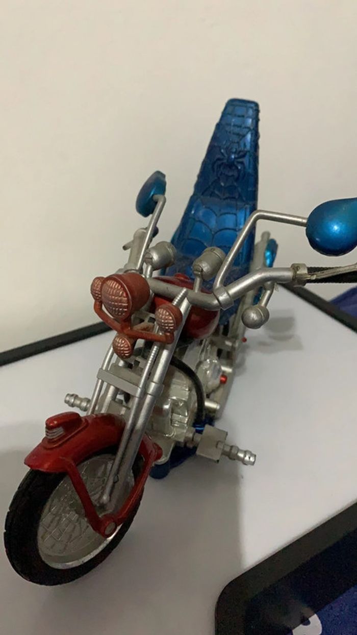 Moto spiderman marvel 2004 - photo numéro 2