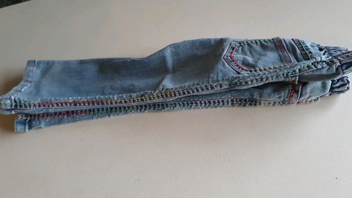 Jeans pattes d'éléphants - photo numéro 4