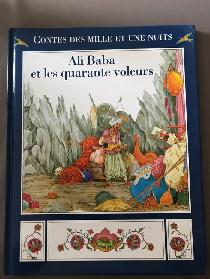 Livre Ali baba et les 40 voleurs