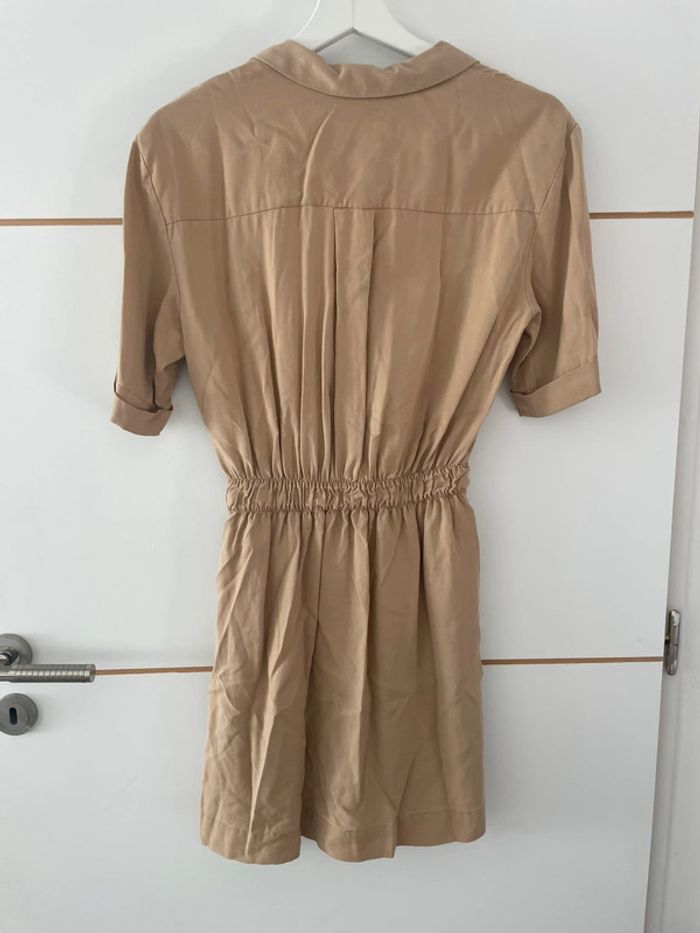 Robe beige XS Zara - photo numéro 3