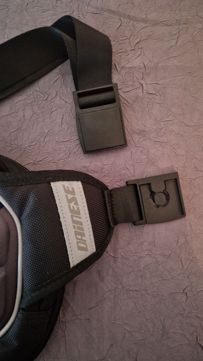 Sacoche banane dainese neuve - photo numéro 6