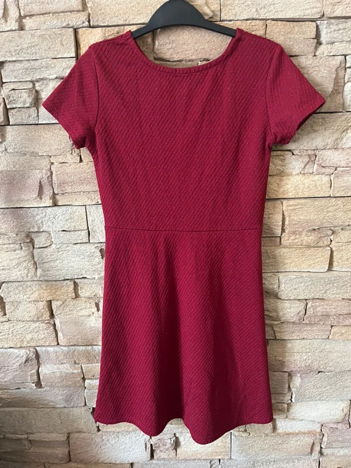 Jolie robe bordeaux taille 10 ans Kiabi parfait état - photo numéro 3