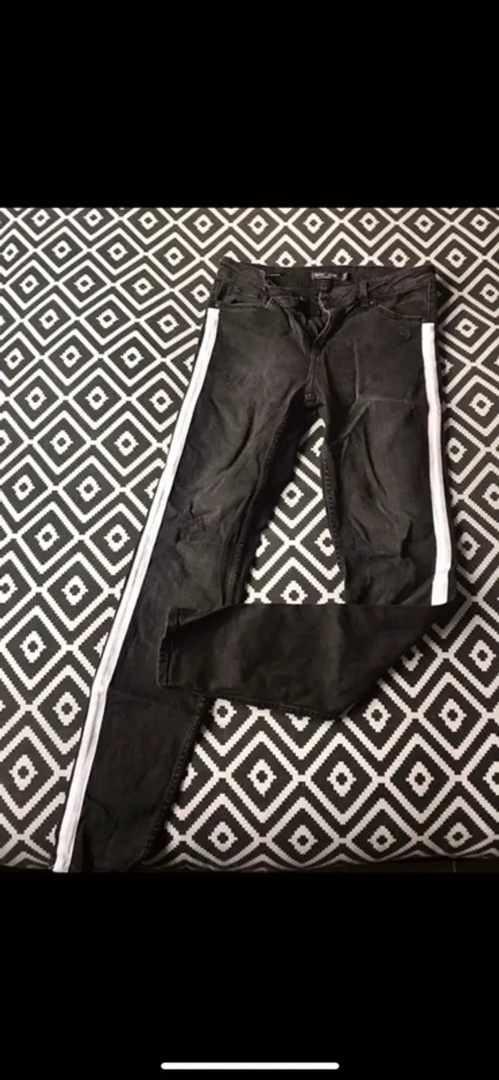 Jean bershka taille 38