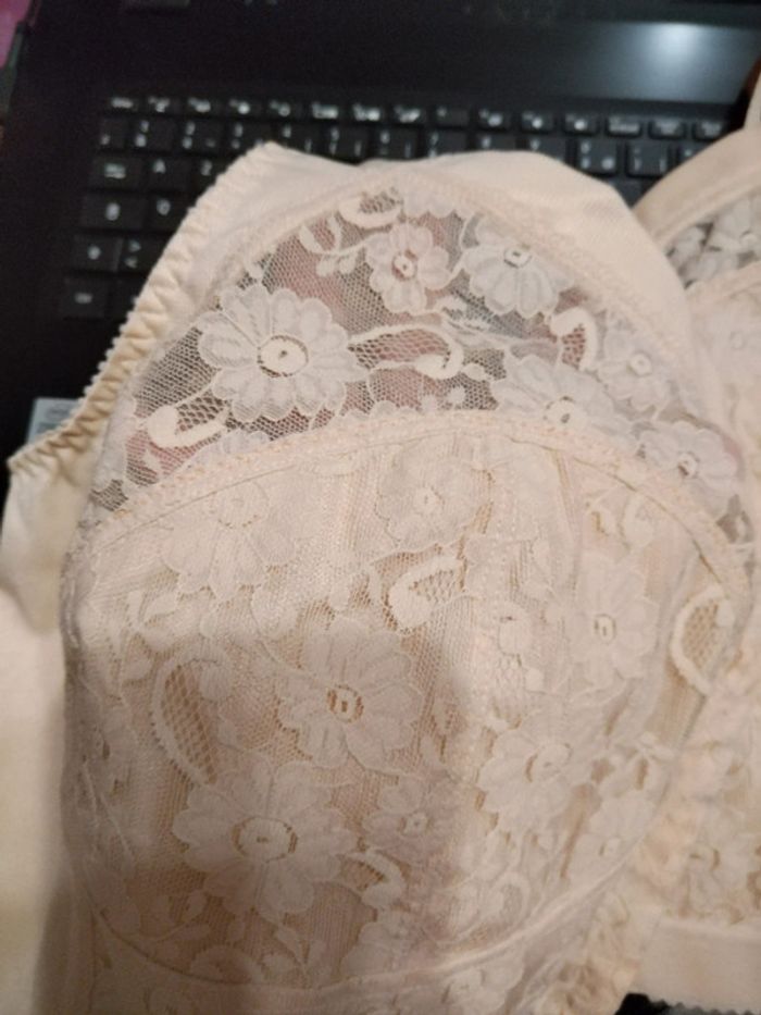 Soutien gorge - photo numéro 11