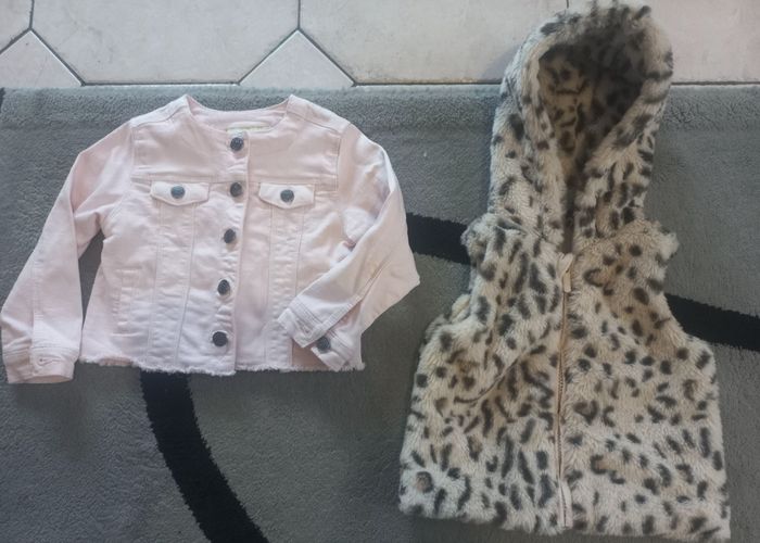 Lot vestes mi saison proche du neuf 3 ans - photo numéro 1
