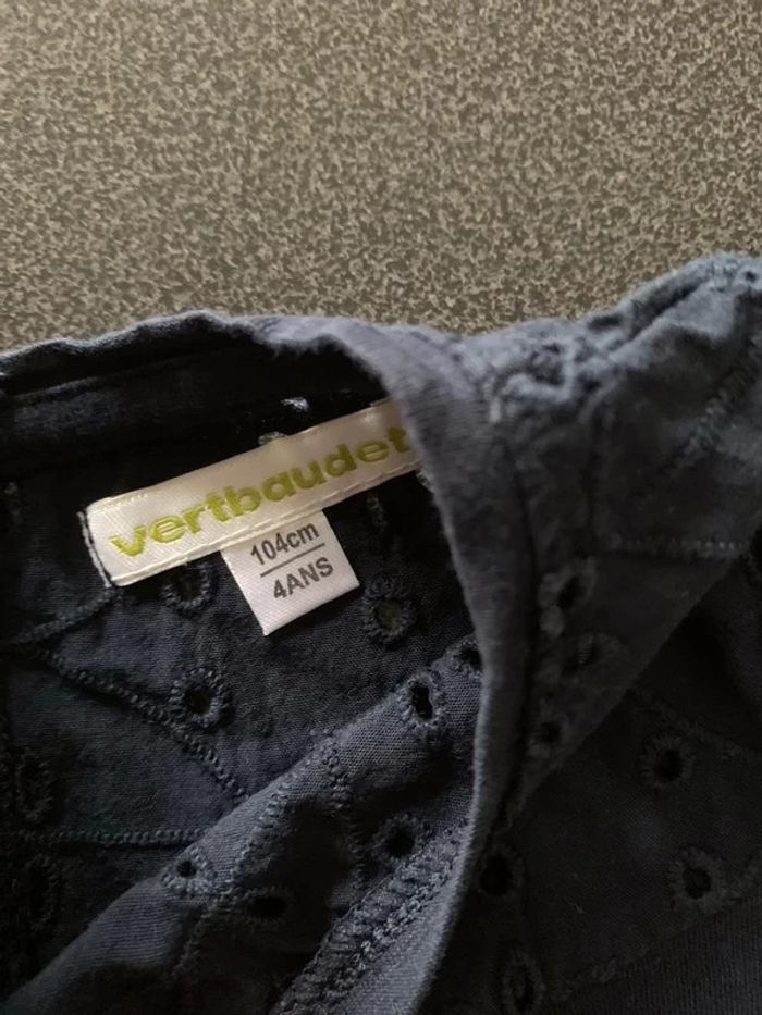 Tshirt marine Vertbaudet taille 4 ans - photo numéro 2