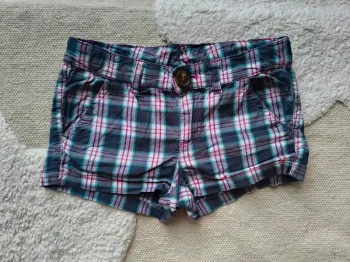 Short à carreaux Benetton – Taille 4/5 ans 👧