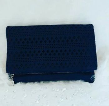 Pochette bleu marine neuf