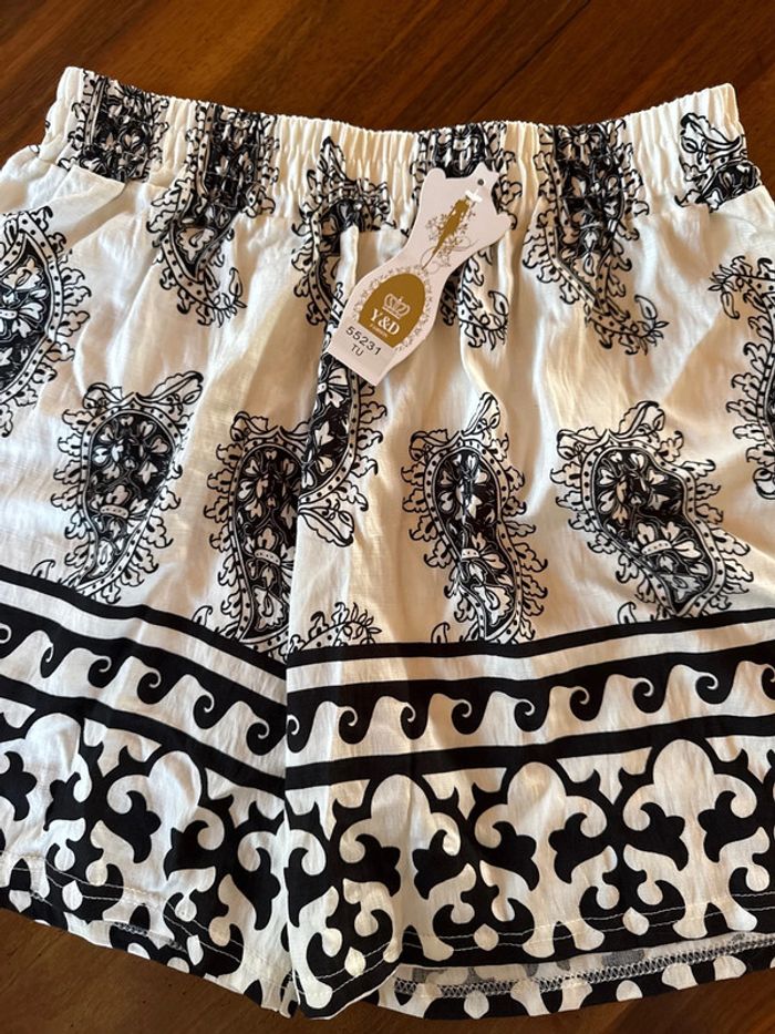 Short, femme, taille unique était taille élastique à motifs - photo numéro 2