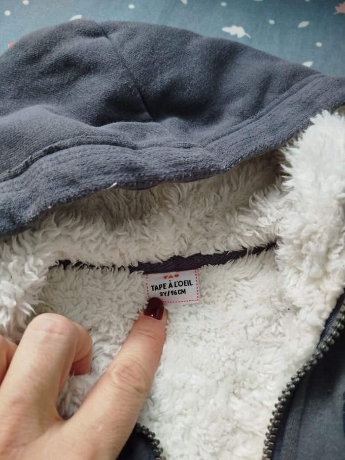 Lot de 4  vestes 3 ans - photo numéro 4