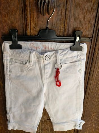 Ravissant corsaire Pépé jeans neuf 4 ans 