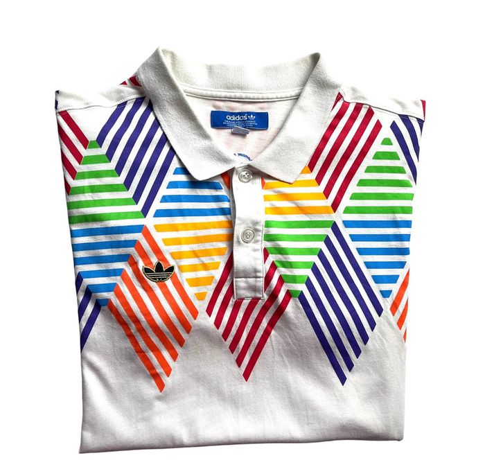Polo/t.shirt blanc et arc en ciel Adidas pour homme en taille S
