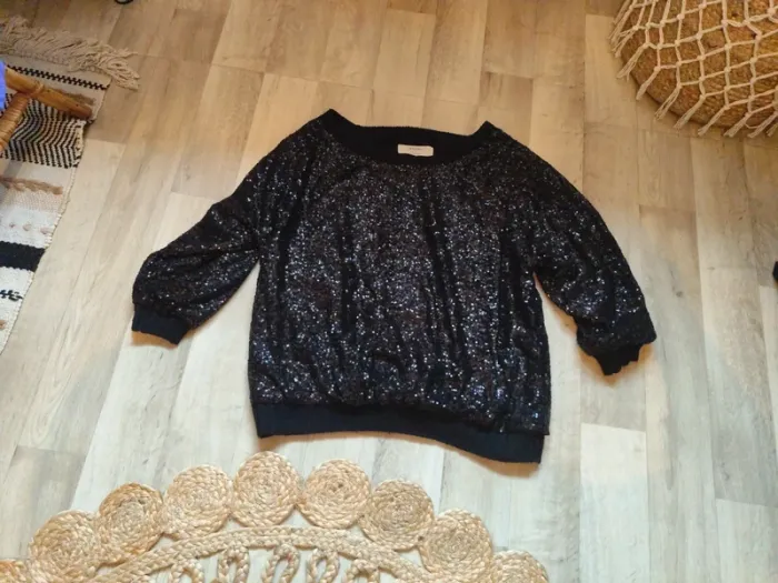 Pull sequins noir