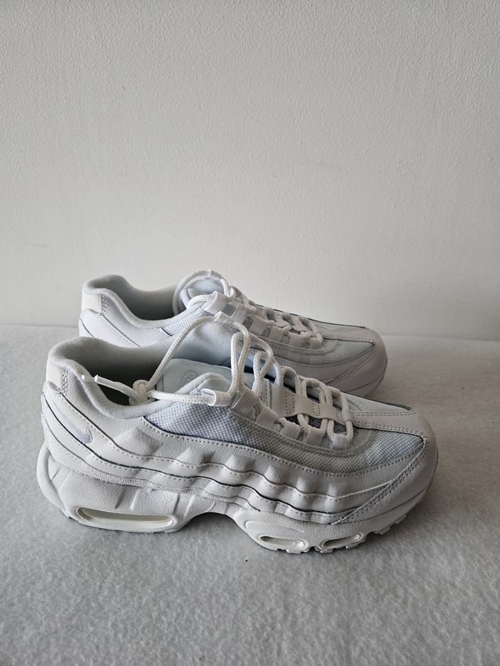 Air max 95 pointure 38,5