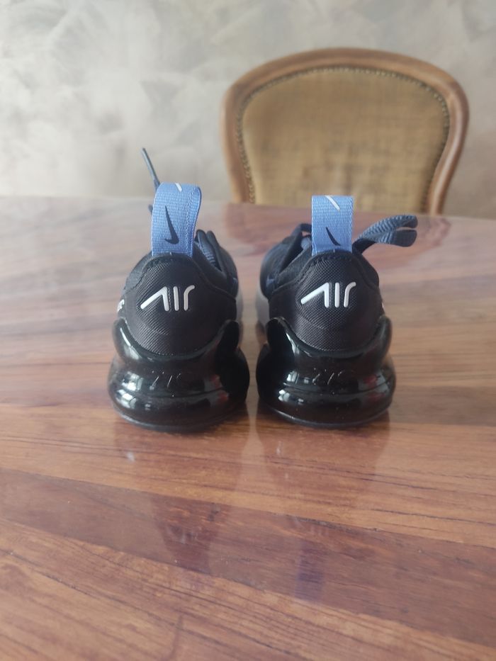Baskets Nike air max 270 T 27.5 - photo numéro 5