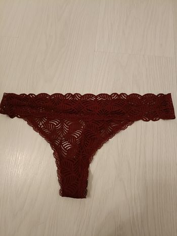 String rouge d'occasion