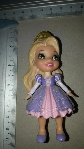 Reine des Neiges figurine