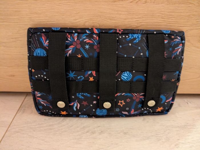 Pochette cabaia neuve saturn - photo numéro 2