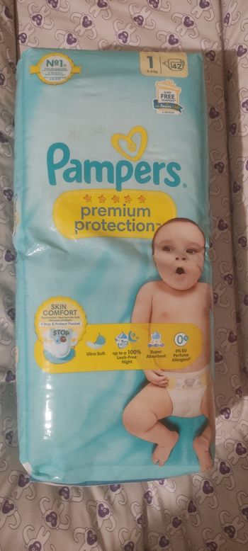 Couches Pampers  taille 1 premium protection