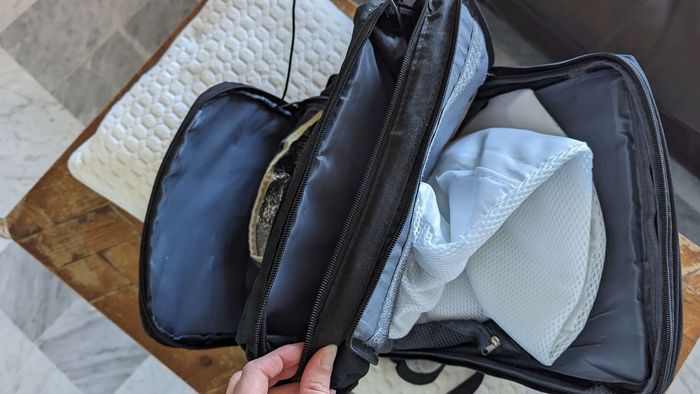 Sac à dos à langer nombreux rangement + câble de recharge intégré - photo numéro 5
