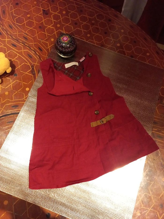 Jolie robe rouge 12 à 18 mois