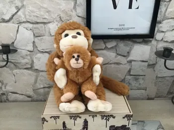 Grande peluche singe et son bébé
