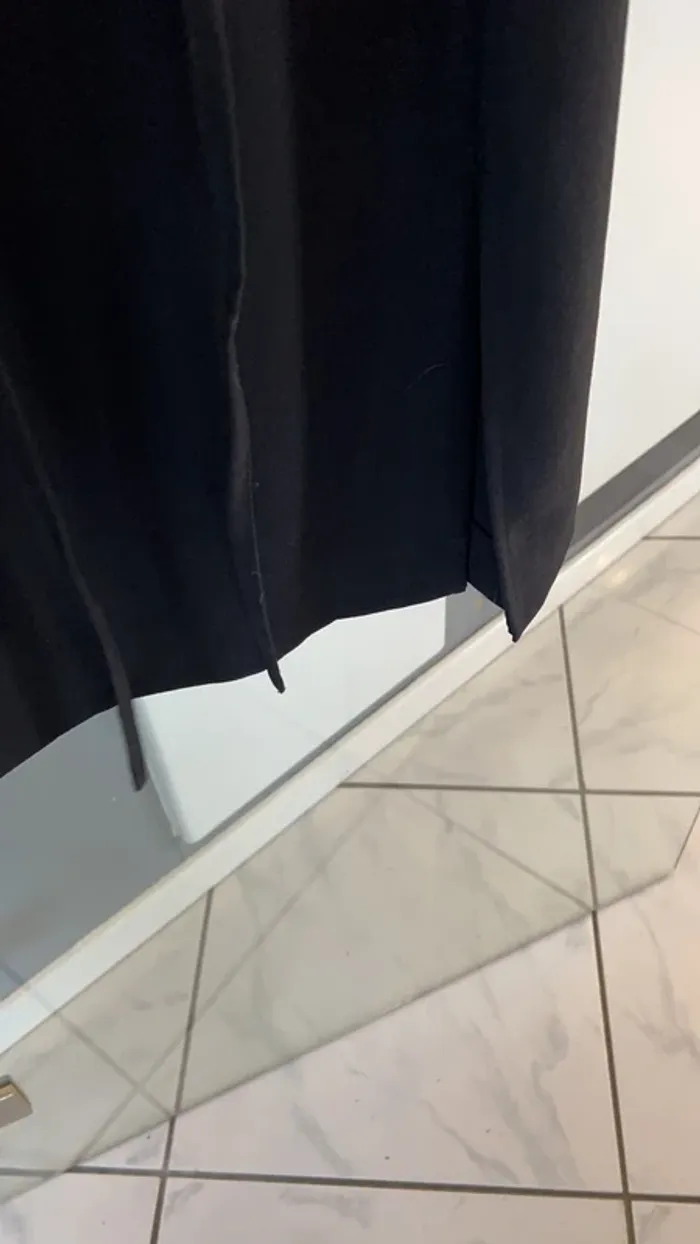 Robe noire habillée - photo numéro 2
