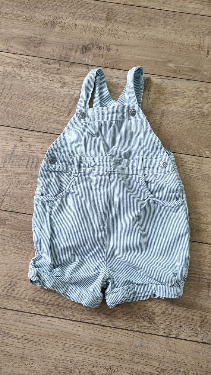 Salopette short taille 24 mois. Marque Bout'chou.