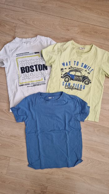 Lot 3 tshirt manches courtes 8 ans 