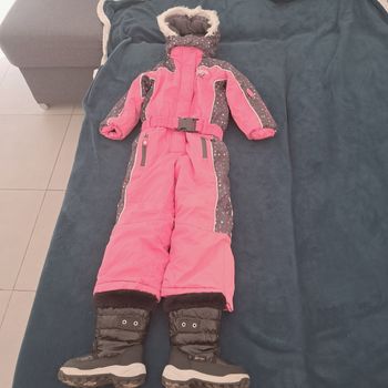 Combinaison de ski 4 ans et bottes