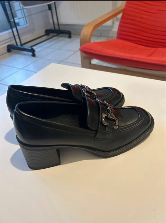 Mocassins femme Aligia noirs – Taille 38 – Neufs - photo numéro 2