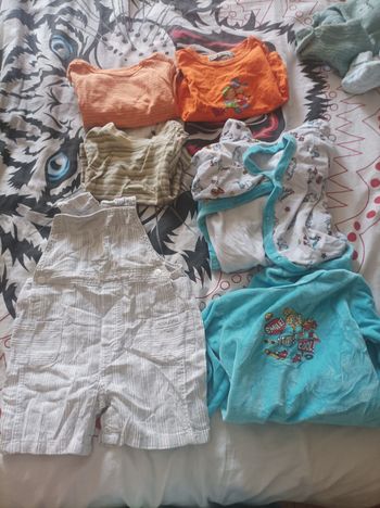 Lot de vêtements garçon 9 mois