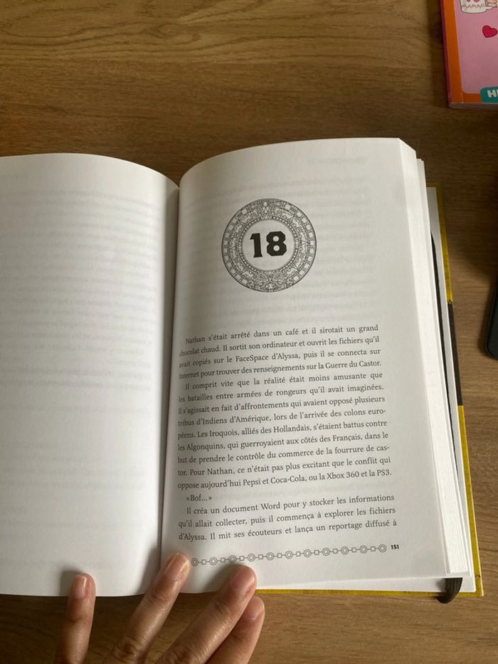 Livre intitulé Prophétie le maitre du jeu - photo numéro 4