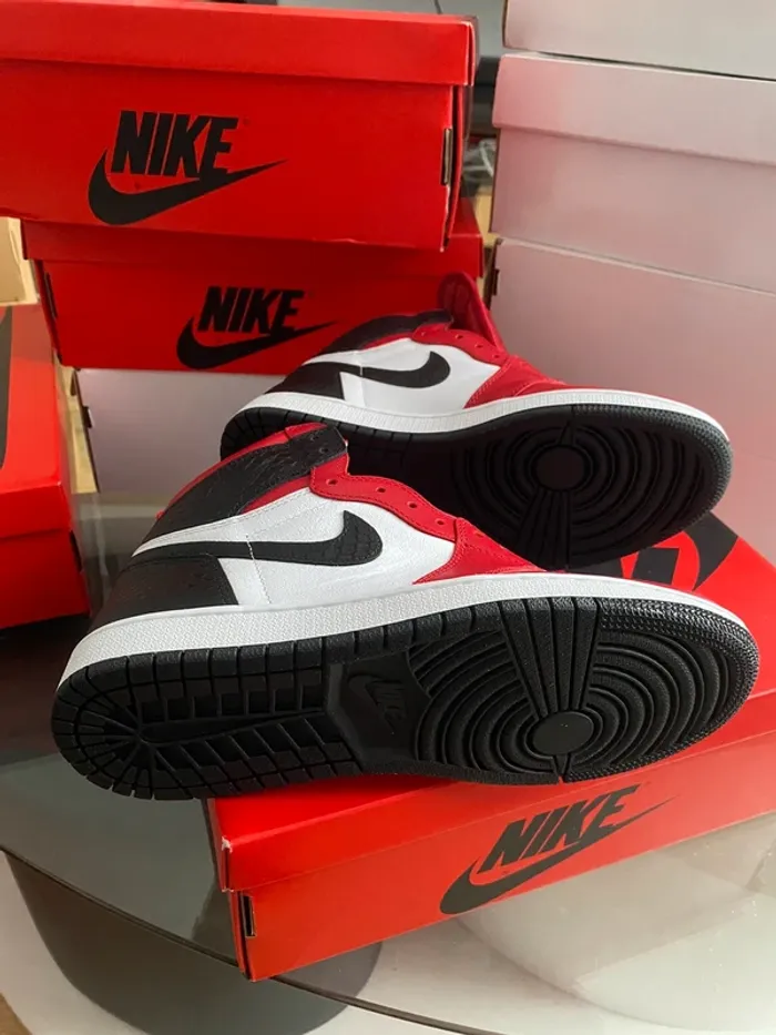 Jordan 1 high retro satin black snake - photo numéro 12