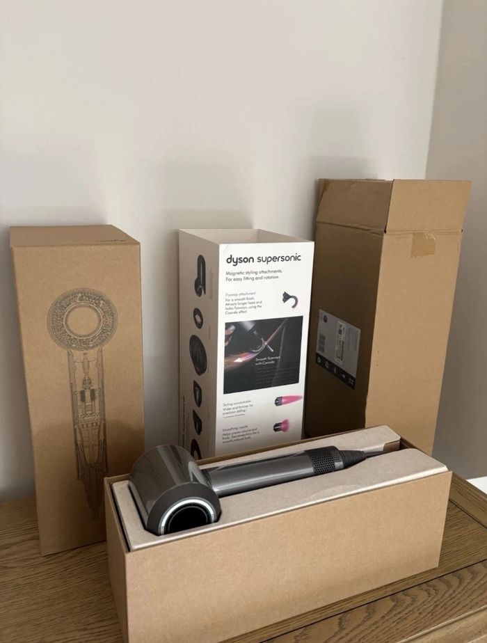 Sèche-cheveux Dyson Supersonic HD08 - photo numéro 2