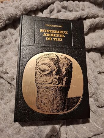 Mystérieux archipel du tiki