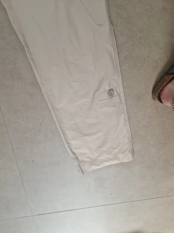 Pantalon cargo Colombia  taille 6 (36/38).tres bon etat - photo numéro 4