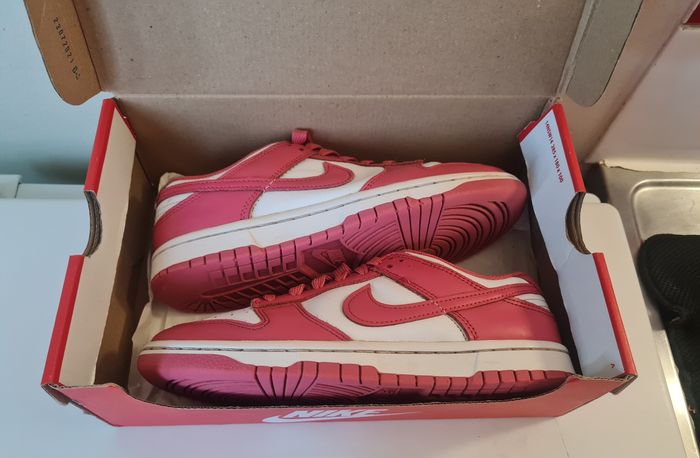 Nike dunk low archeo pink taille 37,5 - photo numéro 6