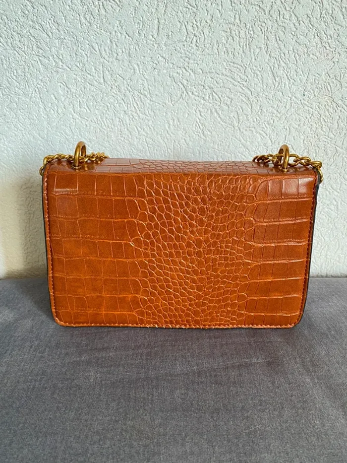 Sac bandoulière marron à motif croco – Style chic vintage - photo numéro 2