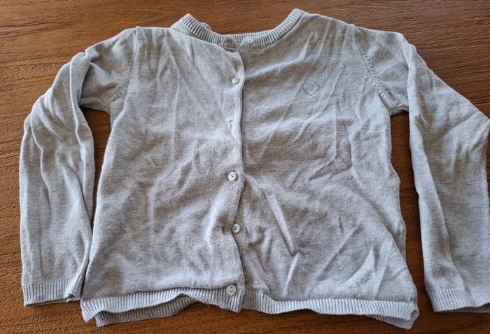 🤍 Gilet gris fille – basique manches longues - photo numéro 1