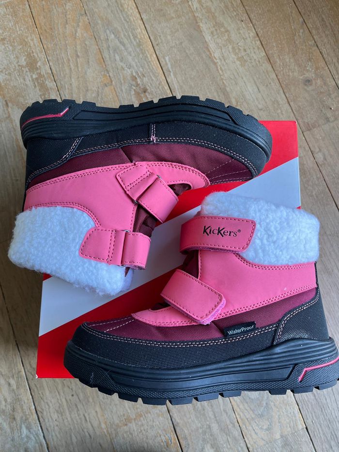 Bottes de neige Kickers 32 neuves - photo numéro 3